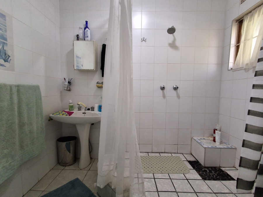 4 Bedroom Property for Sale in Amalinda Eastern Cape